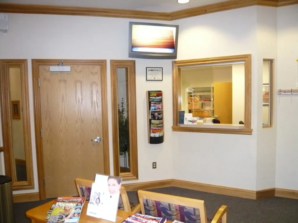 Office tour picture of waiting room